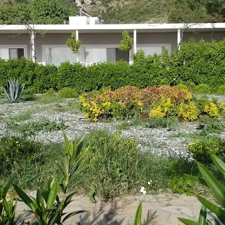 Villa Yali